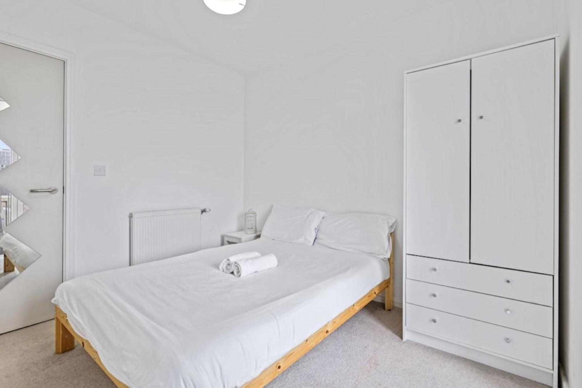 Canning Town 2 Bed Apartment Лондон Екстер'єр фото